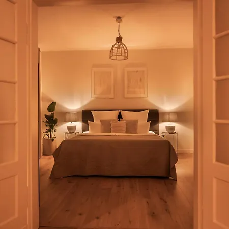 Hilvit-apartment: Stylish 2-bedroom Retreat Near Hospital Apartment Cottbus