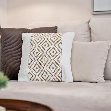 Apartamento Exklusives Hilvit Health An Der Universitätsklinik - Perfekt Für Business Und Kultur! 2 Schlafzimmer - Smoothie Mixer - Fitness Gym - Smart Tv Cottbus