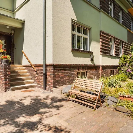 Apartment Hilvit-apartment: Stylish 2-bedroom Retreat Near Hospital Cottbus
