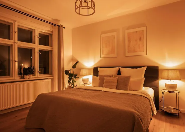 Apartment Exklusives HILVIT Health Apartment an der Universitätsklinik - Perfekt für Business und Kultur! 2 Schlafzimmer - Smoothie Mixer - Fitness Wall Gym - Smart TV