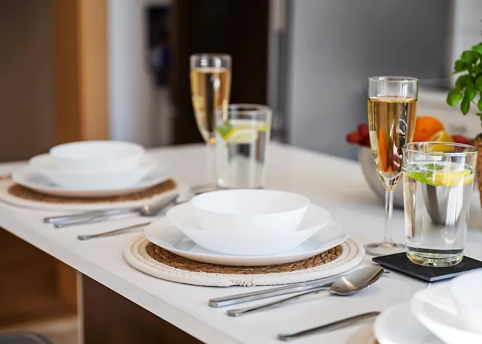 Exklusives HILVIT Health Apartment an der Universitätsklinik - Perfekt für Business und Kultur! 2 Schlafzimmer - Smoothie Mixer - Fitness Wall Gym - Smart TV Apartment *